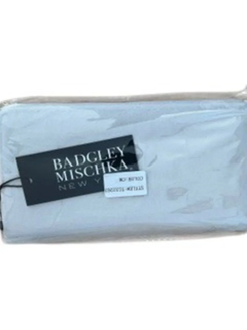 BADGLEY MISCHKA New York Cream Wallet/Clutch NWT - Picture 4 of 12